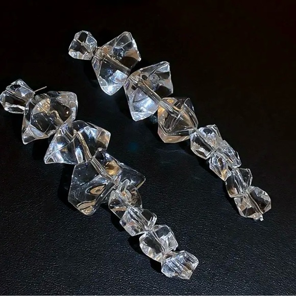 Baby It’s Cold Outside Exaggerated Dangle Earrrings - Picture 7 of 8